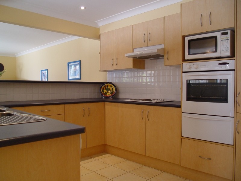 17 WINDWARD CIRCUIT, Tea Gardens NSW 2324