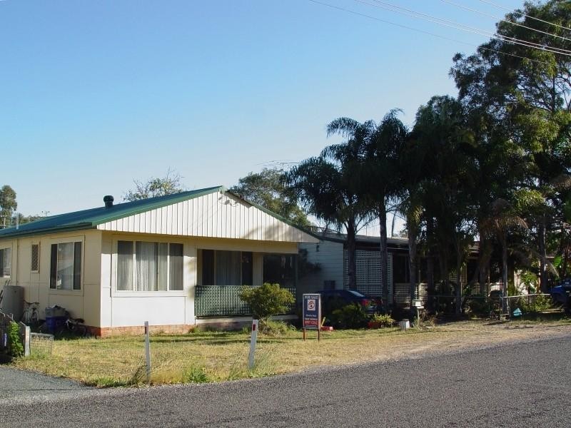 20 Eagle Avenue, Hawks Nest NSW 2324