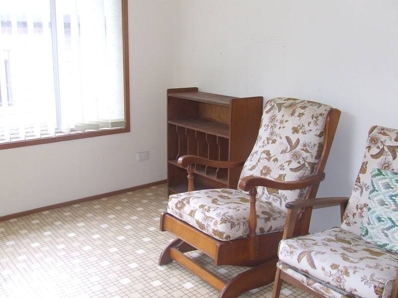 25 Russell Street, Hawks Nest NSW 2324