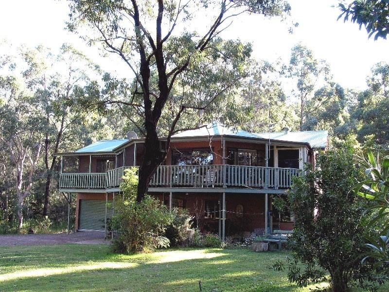 26 The Esplanade, North Arm Cove NSW 2324