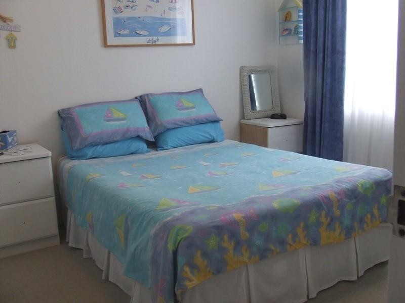 2/70 Mirreen Street, Hawks Nest NSW 2324