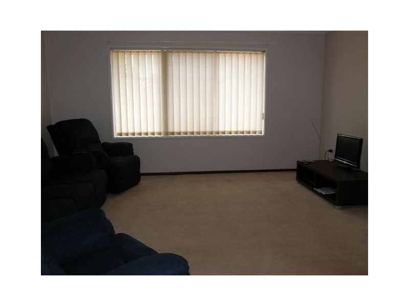 16 Barara Street, Newman WA 6753