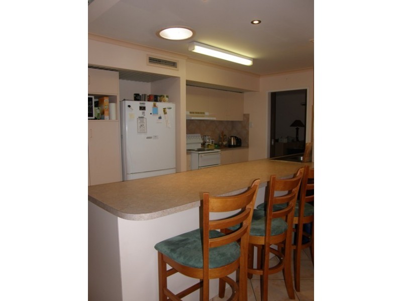 6 Klondyke Place, Newman WA 6753