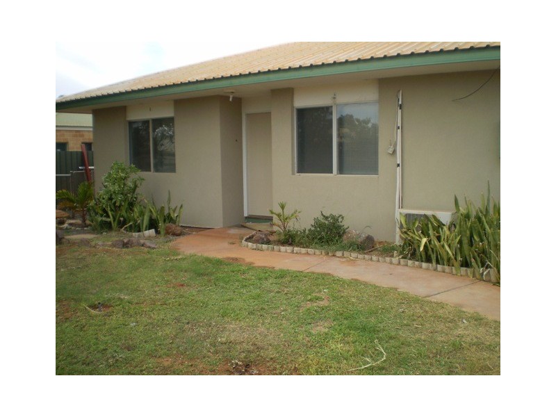 12 Beroona Loop, South Hedland WA 6722