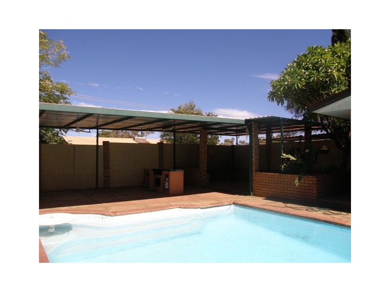 2 Nyabalee Road, Newman WA 6753