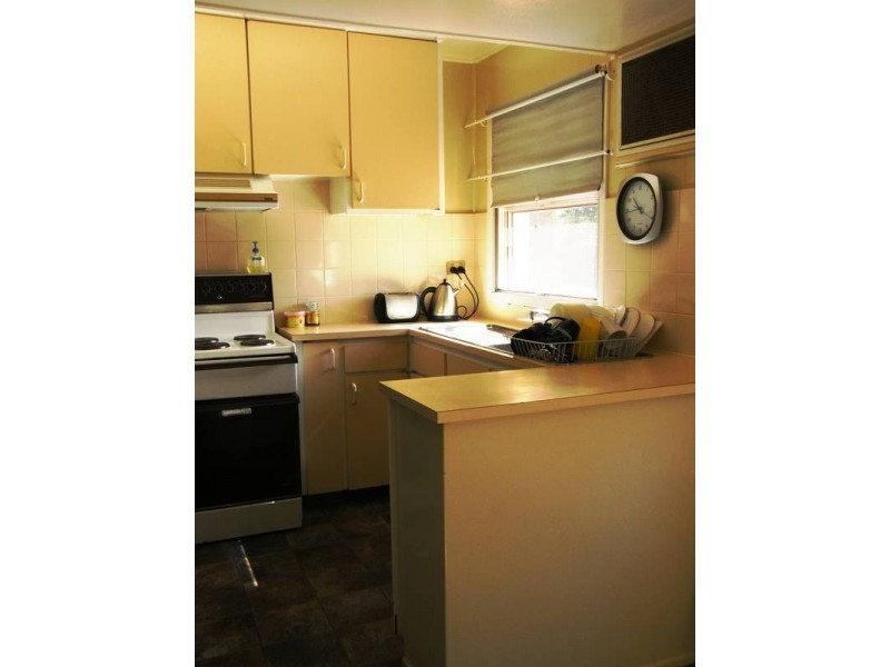 16 Mindarra Dr, Newman WA 6753