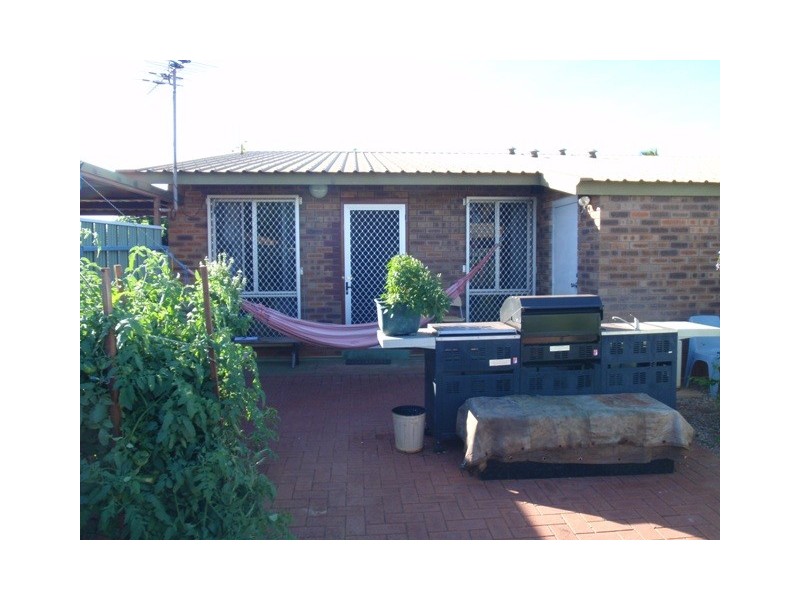 5b Yarrunga Crescent, South Hedland WA 6722