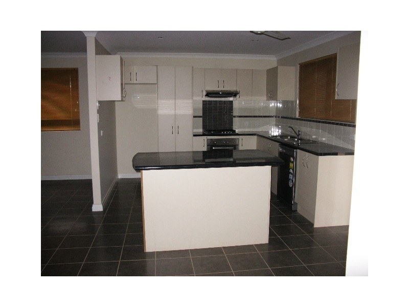 18b Somerset Cres, South Hedland WA 6722