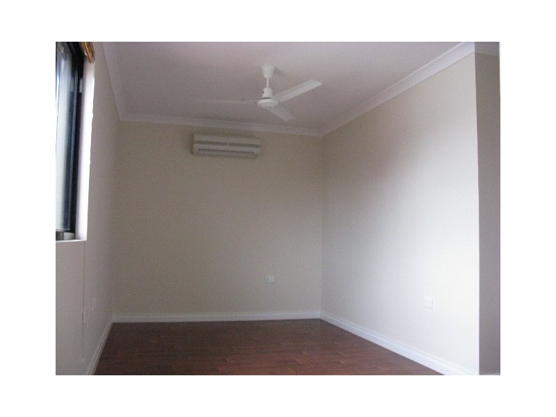 18b Somerset Cres, South Hedland WA 6722