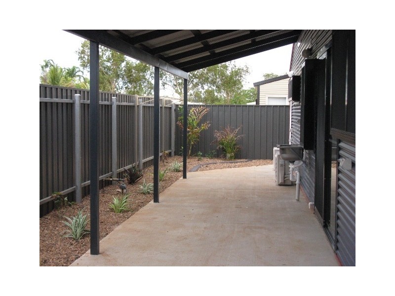 18b Somerset Cres, South Hedland WA 6722