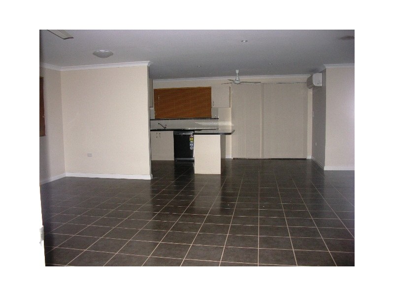 18b Somerset Cres, South Hedland WA 6722