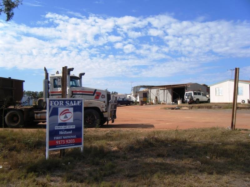 18 Yanana Street, Wedgefield WA 6721