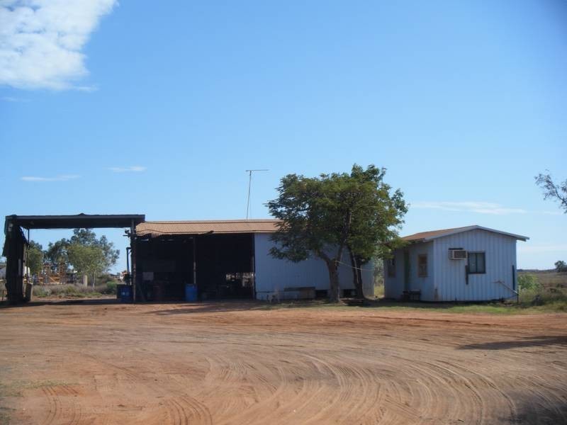 18 Yanana Street, Wedgefield WA 6721