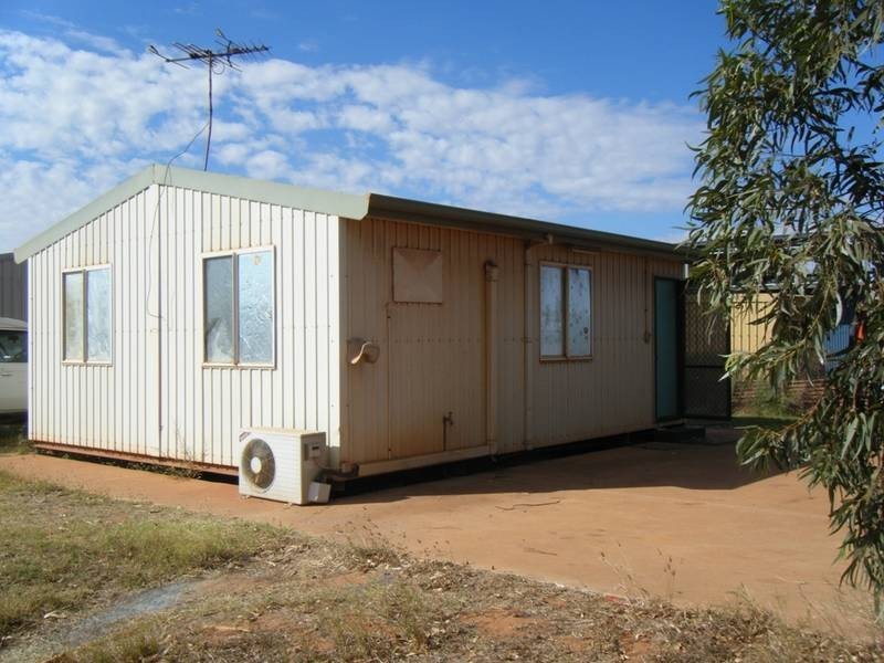 18 Yanana Street, Wedgefield WA 6721