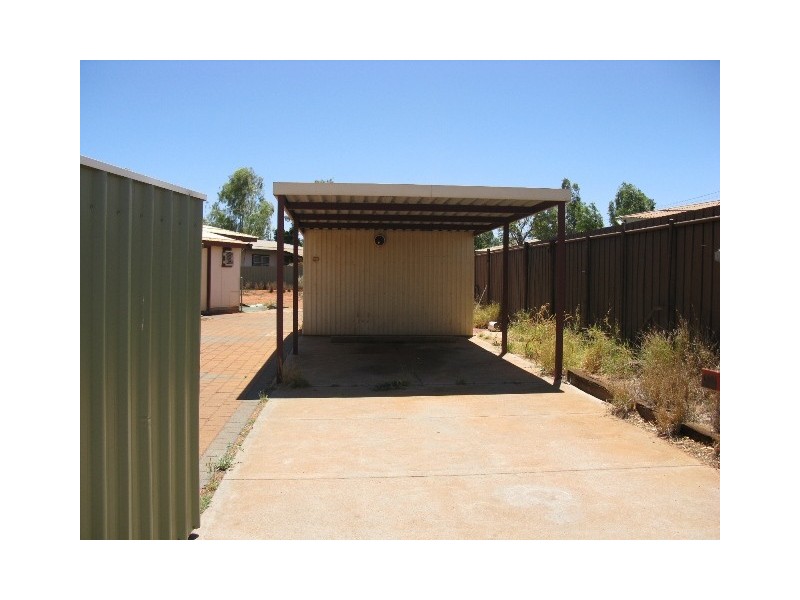 4 Weaver Place, South Hedland WA 6722