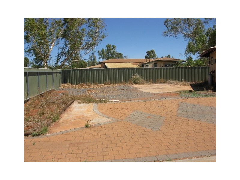 4 Weaver Place, South Hedland WA 6722