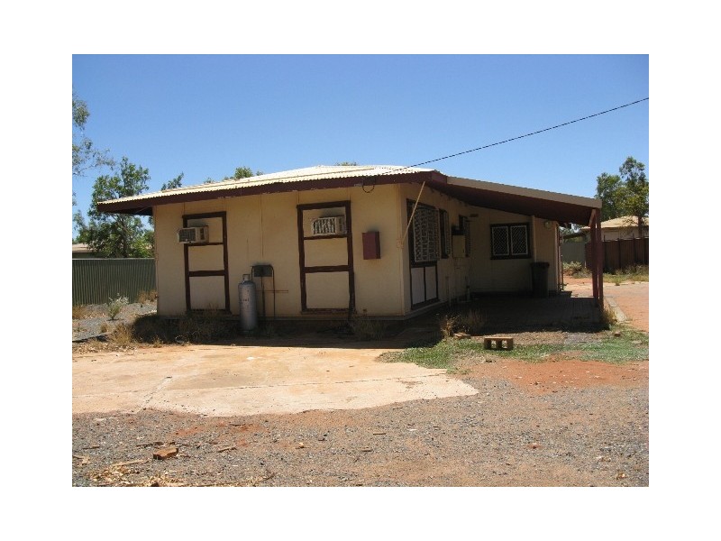 4 Weaver Place, South Hedland WA 6722