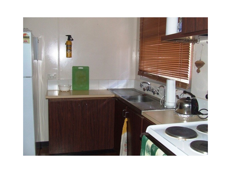 4 Warrambucca Crescent, Newman WA 6753