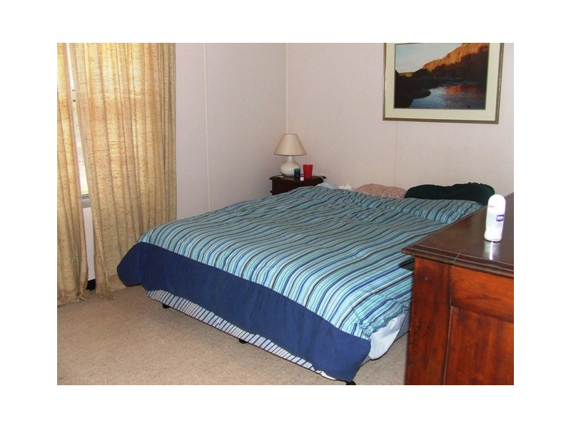 4 Warrambucca Crescent, Newman WA 6753