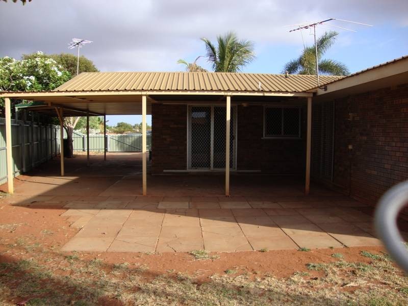 8 Jabiru Loop, South Hedland WA 6722