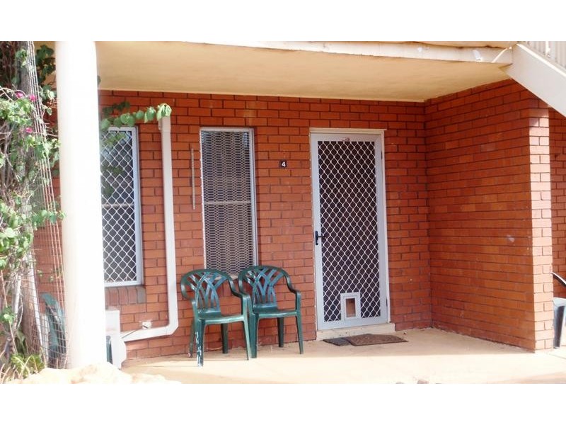 4/2 Limpet Crescent, South Hedland WA 6722