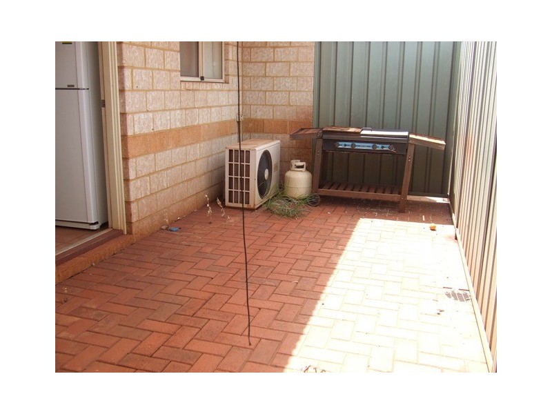 12/1 Cowra Drive, Newman WA 6753