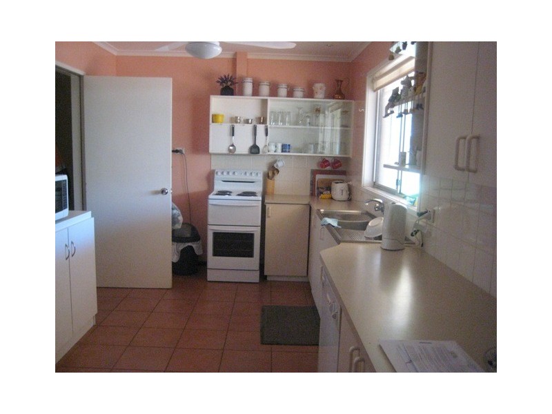 16 Tjilla Street, Newman WA 6753