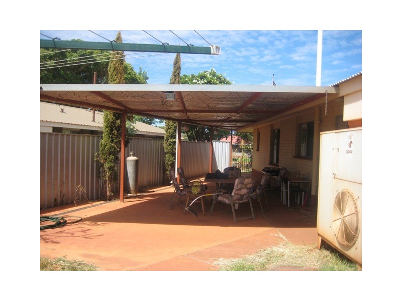 16 Tjilla Street, Newman WA 6753