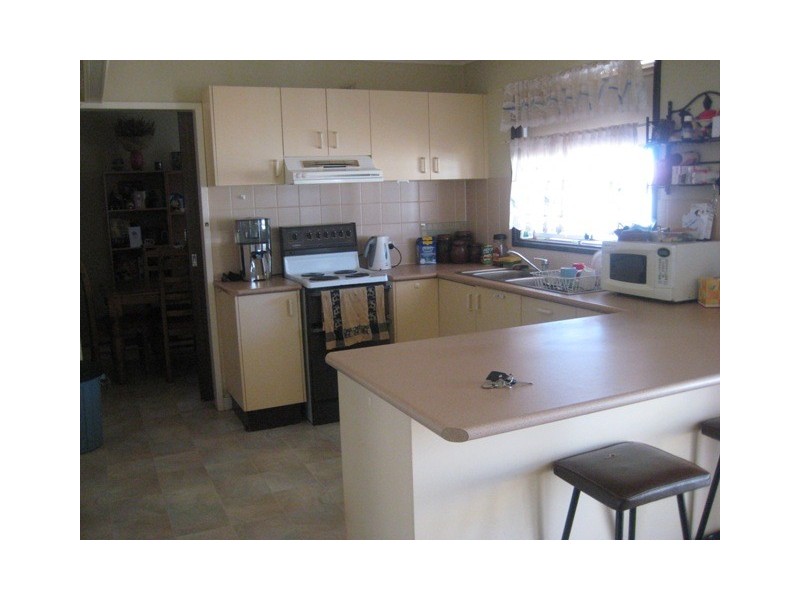 4 Gunn Place, Newman WA 6753