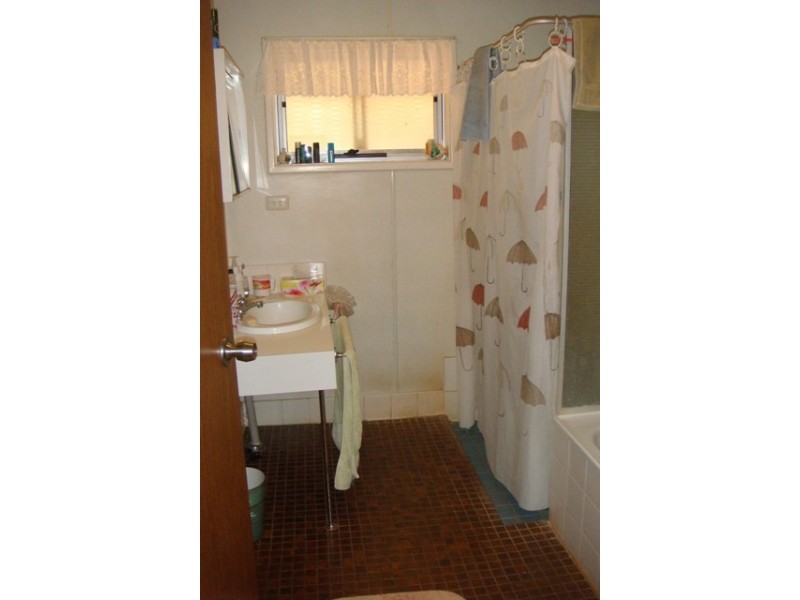 34 Somerset Cres, South Hedland WA 6722