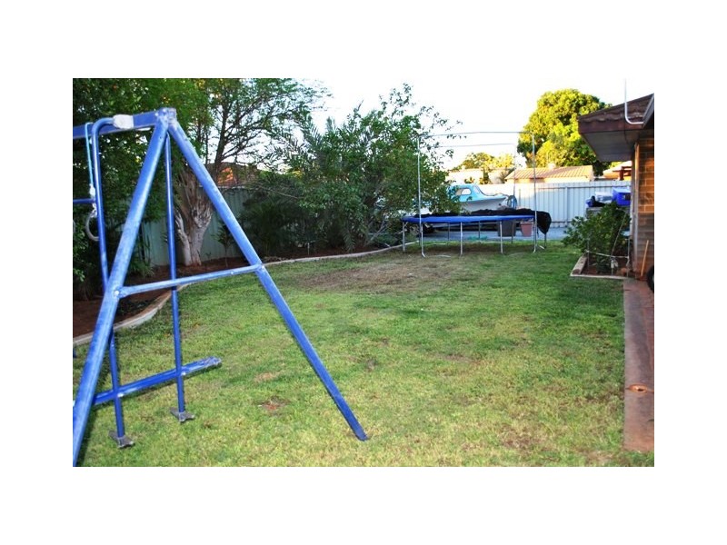 7 Koombana Ave, South Hedland WA 6722