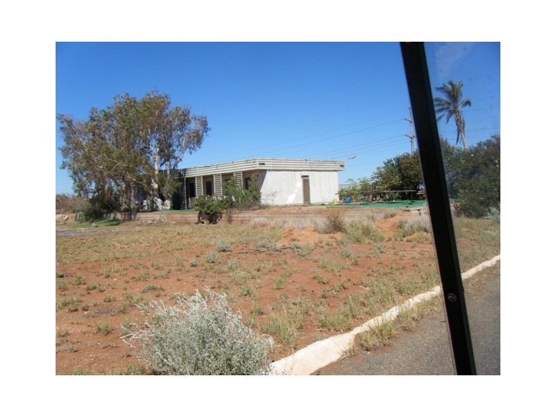 128 Redbank Road, Wedgefield WA 6721