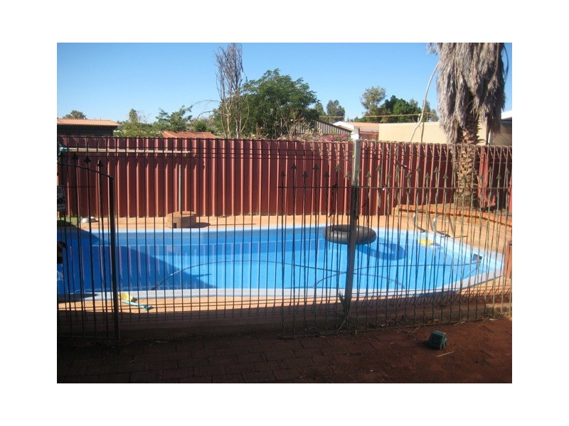 6 Warman Ave, Newman WA 6753