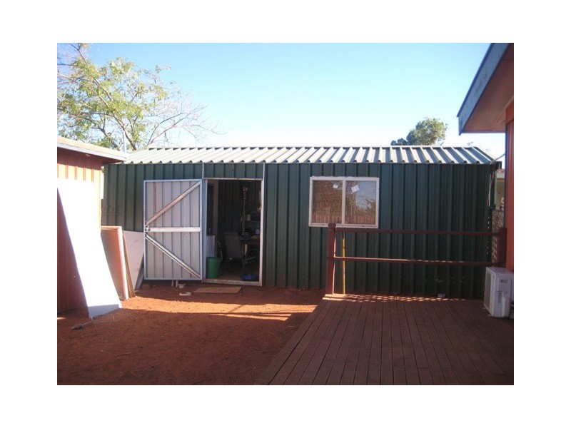 6 Warman Ave, Newman WA 6753