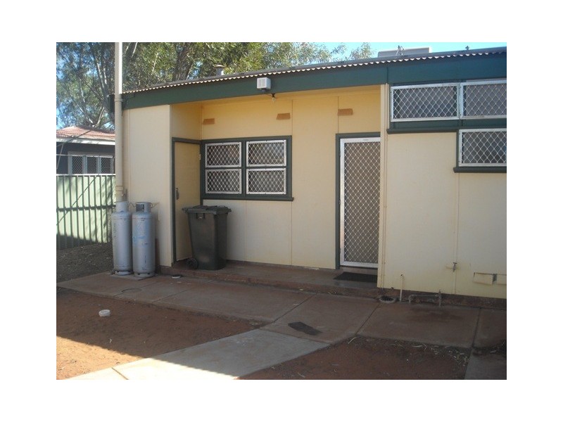 33A Edkins Way, South Hedland WA 6722
