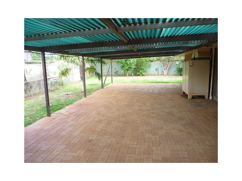 7 Koombana Avenue, South Hedland WA 6722