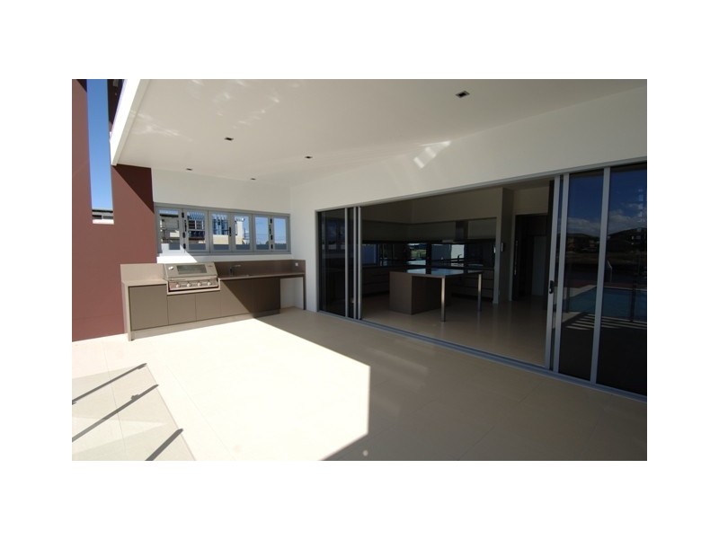 63 Windward Place, Jacobs Well QLD 4208