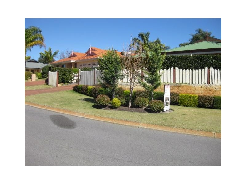 6 Tipuana Mews, Ellenbrook WA 6069