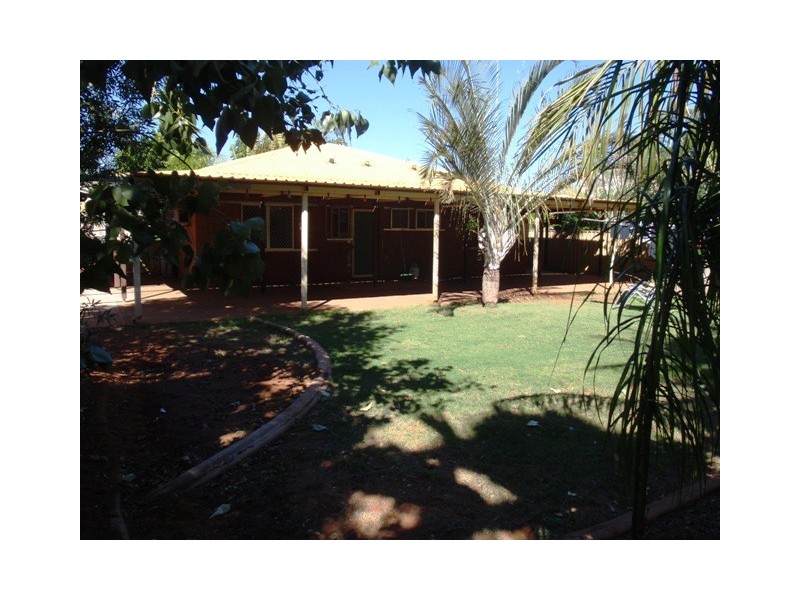 32 Spoonbill Crescent, South Hedland WA 6722