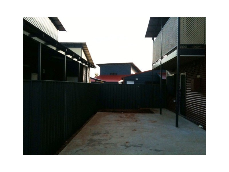 16A Somerset Cres, South Hedland WA 6722