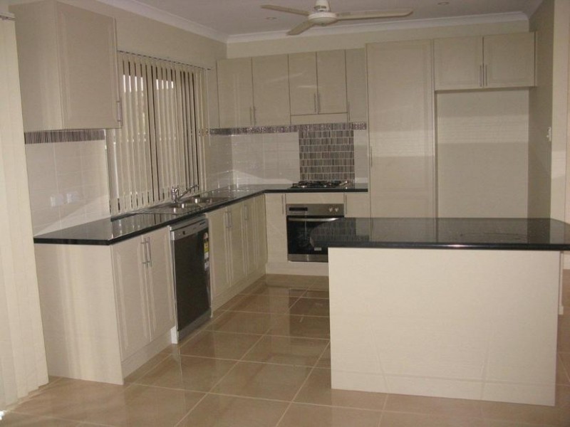 16A Somerset Cres, South Hedland WA 6722