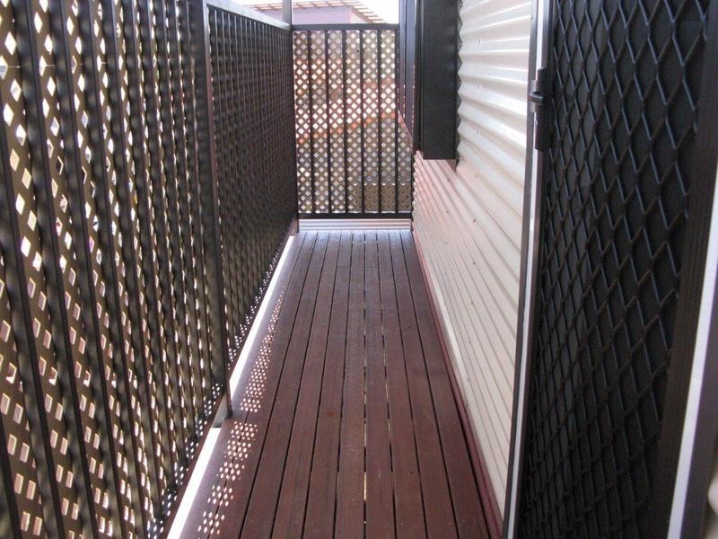 16B Somerset Cres, South Hedland WA 6722