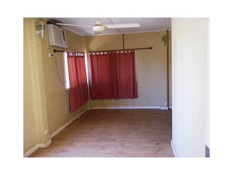 9 Trig St, Wedgefield WA 6721