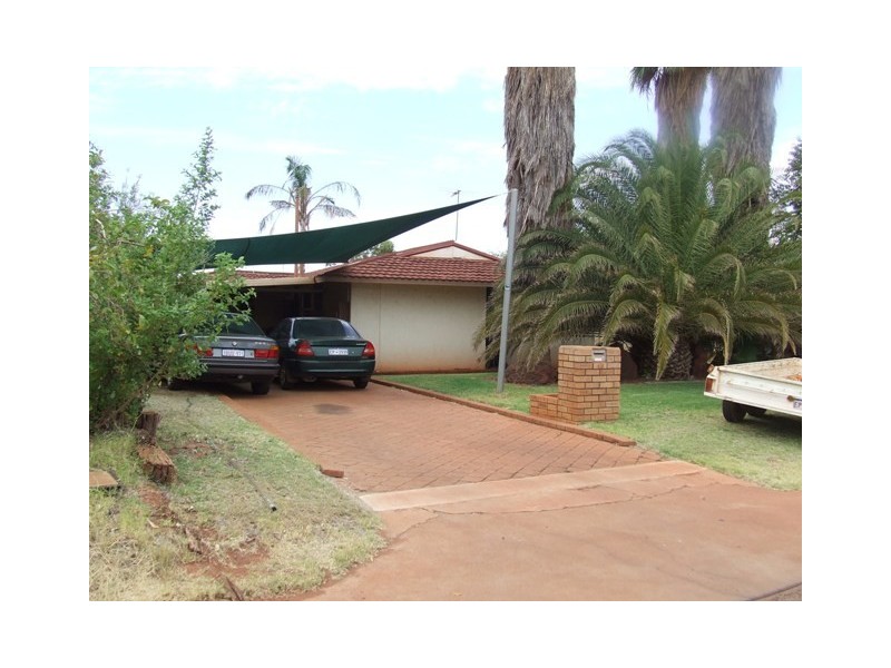 13 Jabbarup Cres, Newman WA 6753