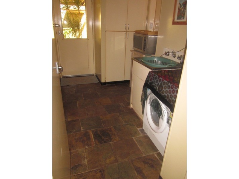 13 Jabbarup Cres, Newman WA 6753