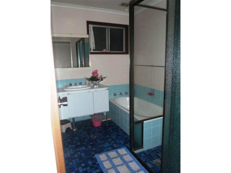 8 Klondyke Pl,, Newman WA 6753