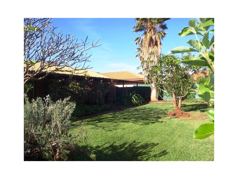 8 Klondyke Pl,, Newman WA 6753