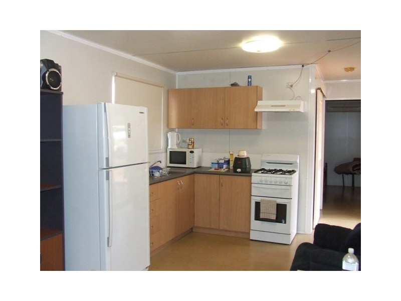 5 Daniels Dr, Newman WA 6753