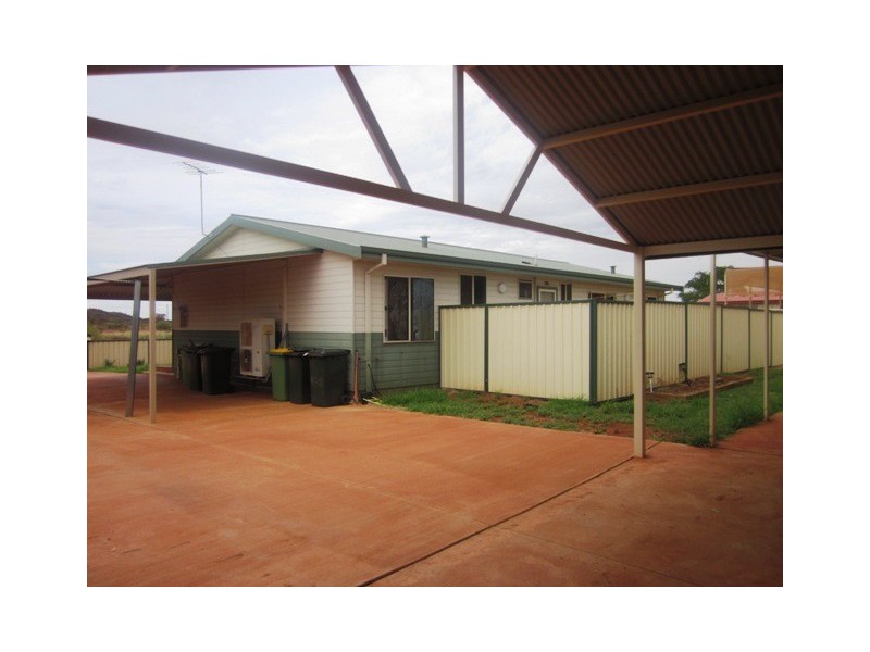 5 Daniels Dr, Newman WA 6753