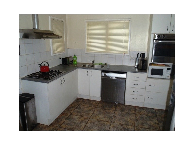 16 Mitchie Crescent, South Hedland WA 6722